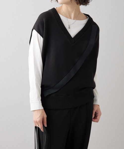 豪華 ear STYLE PAPILLONNER（イアパピヨネ）の「切替えベスト【SUM1 トップス