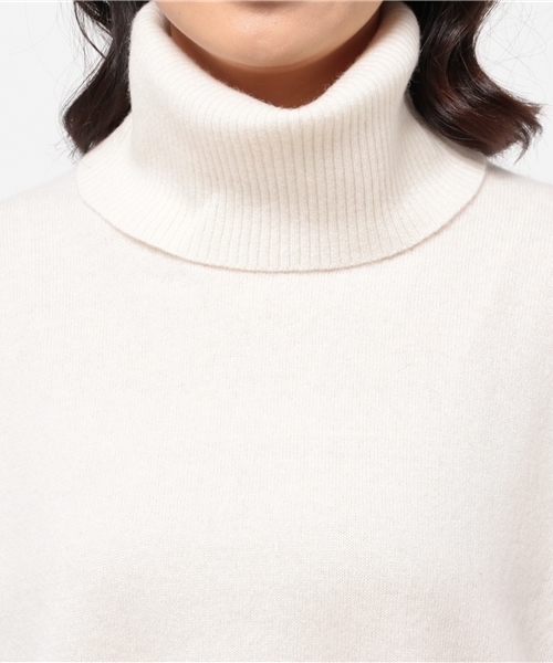 CIAOPANIC TYPY（チャオパニックティピー）の「【イタリアヤーン】カシミアミックスタートルネックニット（ニット/セーター・レディース・ネイビー/オフホワイト/ベージュ/ブルー・FREE）」の14枚目の写真