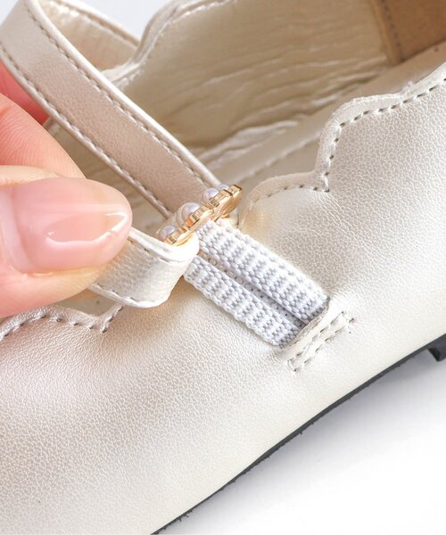 apres les cours（アプレレクール）の「スカラップパンプス（パンプス・キッズ・アイボリー/ブラック・20/19/18/17/16/15 /14）」の19枚目の写真