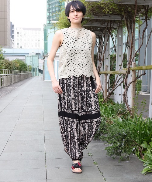 チチカカ(チチカカ)の「Shanti Shanti リカーモ2WAYトップス【WEB限定】(シャツ/ブラウス・レディース・ブルー/チャコールグレー/オリーブ・FREE)」の9枚目の写真