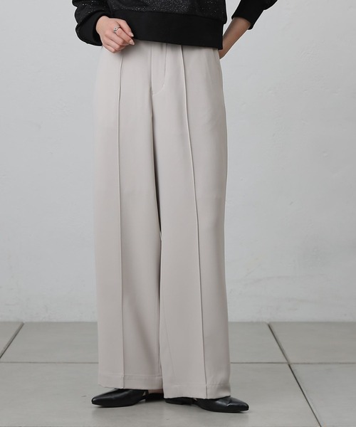 COLONY 2139（コロニートゥーワンスリーナイン）の「センターシームワイドストレートパンツ（スラックス・レディース・ライトグレー/ブラック/サックスブルー・FREE）」の3枚目の写真