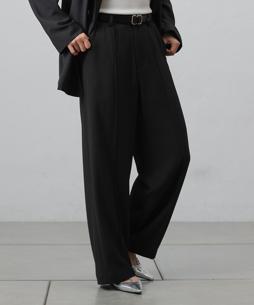 COLONY 2139（コロニートゥーワンスリーナイン）の「センターシームワイドストレートパンツ（スラックス・レディース・ライトグレー/ブラック/サックスブルー・FREE）」の2枚目の写真