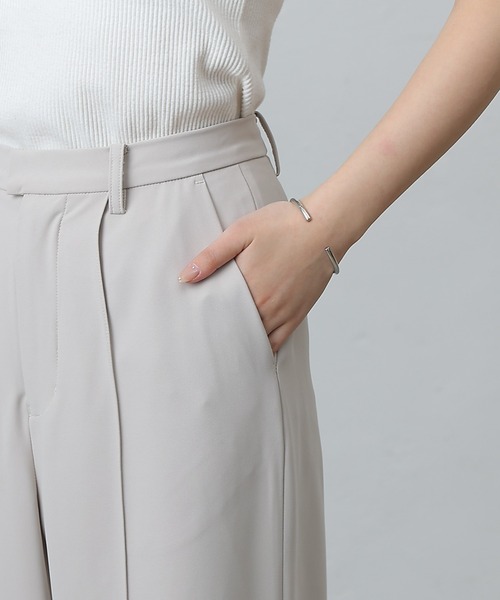 COLONY 2139（コロニートゥーワンスリーナイン）の「センターシームワイドストレートパンツ（スラックス・レディース・ライトグレー/ブラック/サックスブルー・FREE）」の20枚目の写真