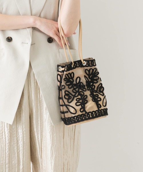 SENSE OF PLACE by URBAN RESEARCH（センスオブプレイスバイアーバンリサーチ）の「コードシシュウバッグ（ショルダーバッグ・レディース・ベージュ/ブラック・ONE）」の10枚目の写真