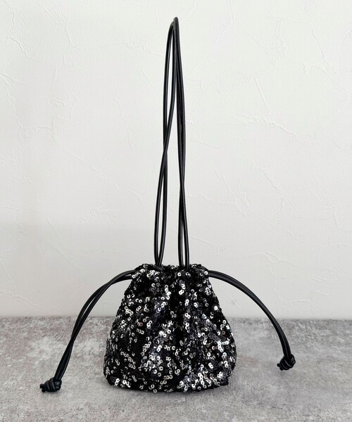 fredy emue（フレディエミュ）の「スパンコール巾着ショルダーバッグ（ショルダーバッグ・レディース・ブラック/ベージュ・FREE）」の18枚目の写真