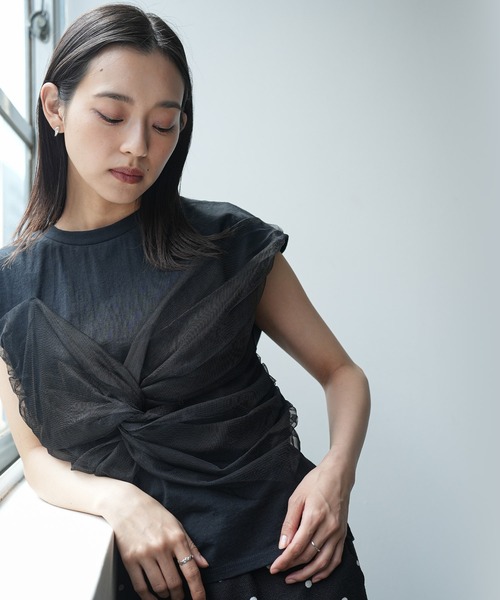 mili an deni(ミリアンデニ)の「チュールリボンドッキングTシャツ(Tシャツ/カットソー・レディース・オフホワイト/ブラック/ホワイト系その他・M)」の11枚目の写真
