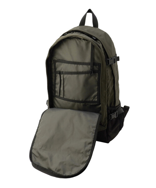 DANTON（ダントン）の「POLYESTER TWILL BACKPACK〈MONT FARON 27〉（バックパック/リュック・レディース・ブルー/ブラック/オリーブ/アイボリー・-）」の6枚目の写真