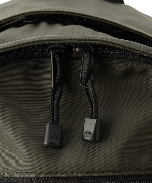 DANTON（ダントン）の「POLYESTER TWILL BACKPACK〈MONT FARON 27〉（バックパック/リュック・レディース・ブルー/ブラック/オリーブ/アイボリー・-）」の7枚目の写真