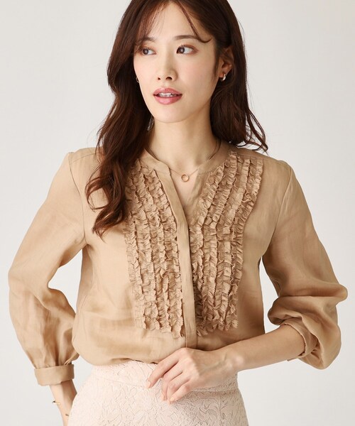 COUP DE CHANCE（クードシャンス）の「◆【ラミー100％／洗える】夏におすすめ！華やかフリルデザインブラウス（シャツ/ブラウス・レディース・ホワイト/ピンク系/ブラック/ブルーグリーン/ナチュラル・34/36/38/40）」の3枚目の写真