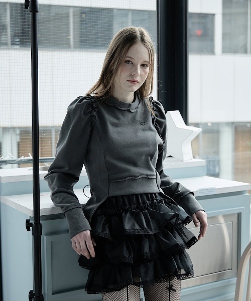 lilLilly（リルリリー）の「レースアップスウェットトップス【セットアップ対応】（スウェット・レディース・ホワイト/グレー/ブルー・FREE）」の5枚目の写真