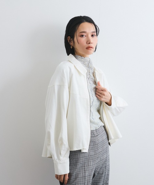 VICKY（ビッキー）の「バックフレアデニムブルゾン≪手洗い可能≫（デニムジャケット・レディース・オフホワイト/ブルー・M）」の9枚目の写真