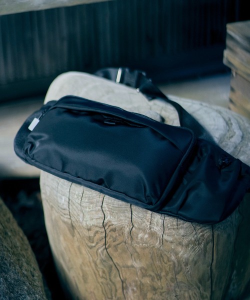 NESK(ネスク)の「【NESK】Waist Bag NS-001(ボディバッグ/ウエストポーチ・メンズ・ブラック系1/ブラック系その他2・FREE)」の3枚目の写真