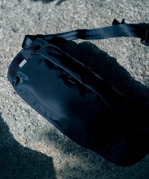 NESK(ネスク)の「【NESK】Waist Bag NS-001(ボディバッグ/ウエストポーチ・メンズ・ブラック系1/ブラック系その他2・FREE)」の4枚目の写真