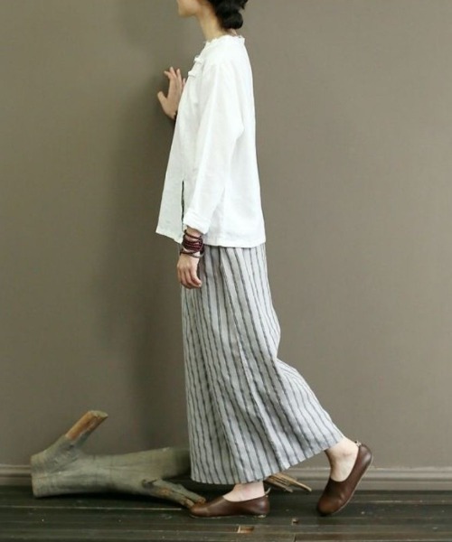 maison de LATIR(メゾンドラティール)の「さらっと素材で可愛い。夏服ストライプワイドリラックスイージーパンツ(その他パンツ・レディース・ホワイト/ブラック/ベージュ/オフホワイト・ONESIZE)」の8枚目の写真