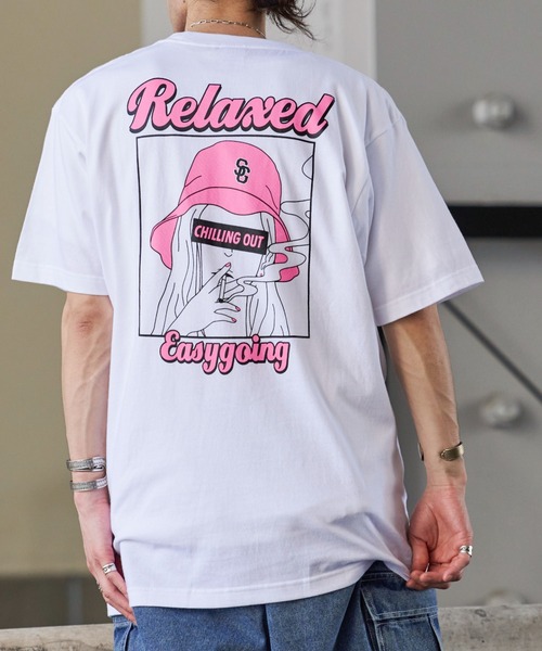 MODISH GAZE（モディシュガゼ）の「【MODISH GAZE】スモーキングガールRelaxed半袖Tシャツ（Tシャツ/カットソー・レディース・ブラック×グリーン/ホワイト×ブルー/ホワイト×ピンク/ホワイト×グレー/ブラック×ブルー/ブラック×パープル・MEDIUM/X-LARGE/LARGE）」の3枚目の写真