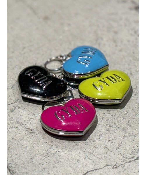 GYDA(ジェイダ)の「GYDA Heart charm(キーホルダー・レディース・ピンク/ライム/スカイブルー/ブラック・FREE)」の13枚目の写真