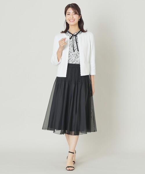 TO BE CHIC(トゥー ビー シック)の「パールニット カーディガン(カーディガン/ボレロ・レディース・ブラック/オフホワイト/オレンジ・42/40)」の6枚目の写真