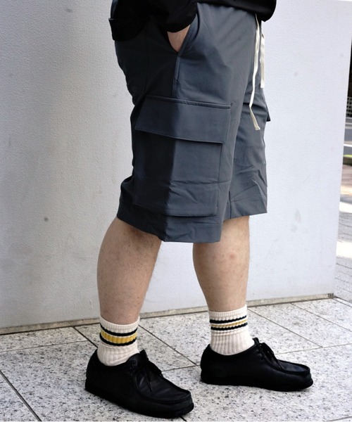 BEAVER（ビーバー）の「B omnivore/ビーオムニボー　PS CARGO SHORTS PSカーゴショーツ（その他パンツ・メンズ・チャコールグレー/ブラック・M/L）」の3枚目の写真