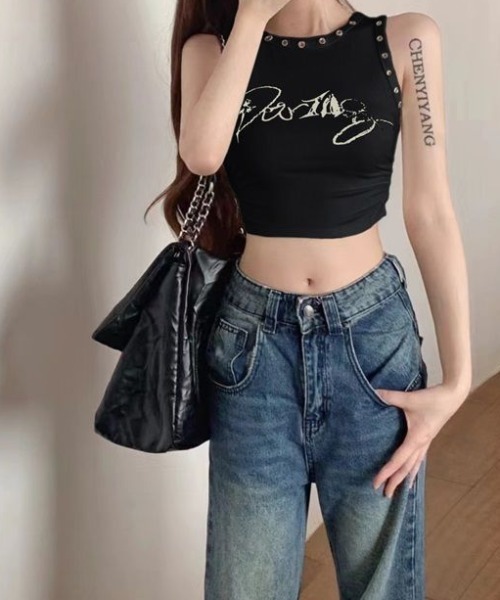 lilful(リルフル)の「ショート丈アイレットプリントタンク(タンクトップ・レディース・ブラック/ホワイト・L/M/S)」の14枚目の写真