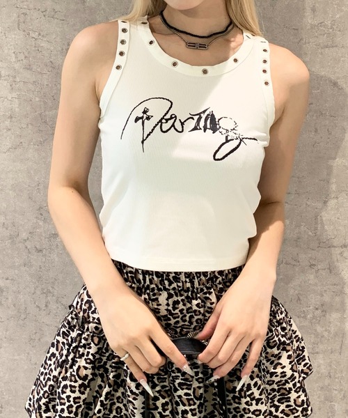 lilful(リルフル)の「ショート丈アイレットプリントタンク(タンクトップ・レディース・ブラック/ホワイト・L/M/S)」の21枚目の写真