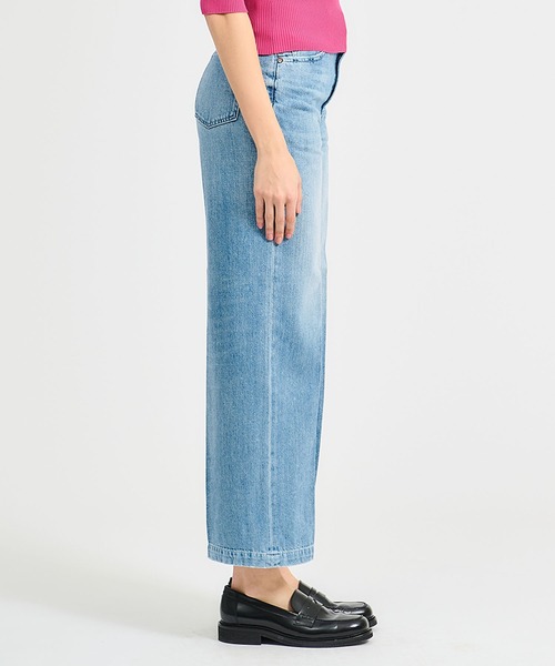 RED CARD TOKYO（レッドカード）の「RED CARD TOKYO / Slogan ストレート デニムパンツ（デニムパンツ・レディース・ライトブルー・23/24/22/25）」の11枚目の写真