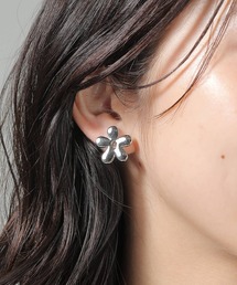 Monocoro toppi | ニュアンス フラワー イヤリング(イヤリング)