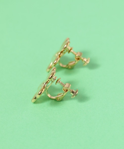 Monocoro toppi（モノコロトッピ）の「ニュアンス フラワー イヤリング（イヤリング・レディース・シルバー/ゴールド・フリー）」の19枚目の写真