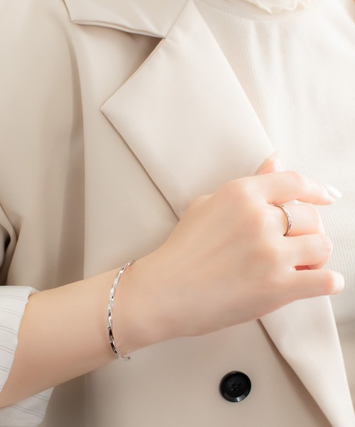BLOOM（ブルーム）の「ステンレス バングル BLOOM/ブルーム（バングル/リストバンド・レディース・その他・-）」の5枚目の写真