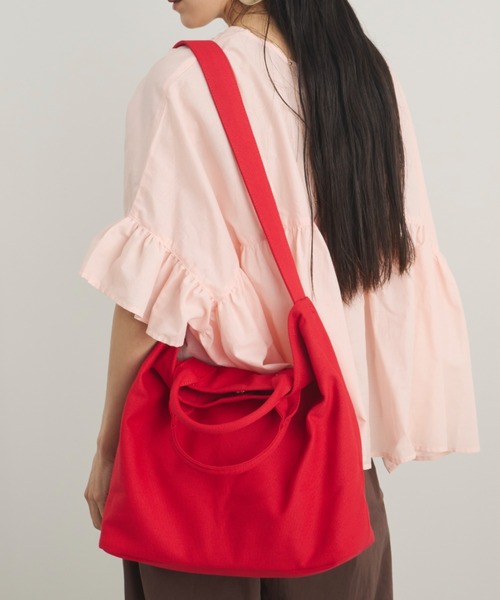 Libra Cue(リブラ キュー)の「キャンバス2wayバッグ(ショルダーバッグ・レディース・ホワイト/ブラック/レッド・FREE)」の13枚目の写真