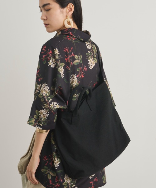 Libra Cue(リブラ キュー)の「キャンバス2wayバッグ(ショルダーバッグ・レディース・ホワイト/ブラック/レッド・FREE)」の11枚目の写真