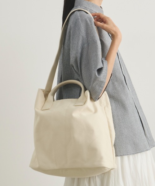 Libra Cue(リブラ キュー)の「キャンバス2wayバッグ(ショルダーバッグ・レディース・ホワイト/ブラック/レッド・FREE)」の16枚目の写真