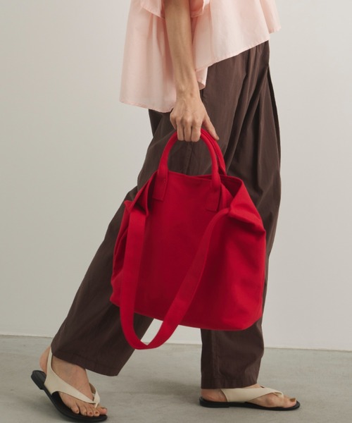 Libra Cue(リブラ キュー)の「キャンバス2wayバッグ(ショルダーバッグ・レディース・ホワイト/ブラック/レッド・FREE)」の19枚目の写真