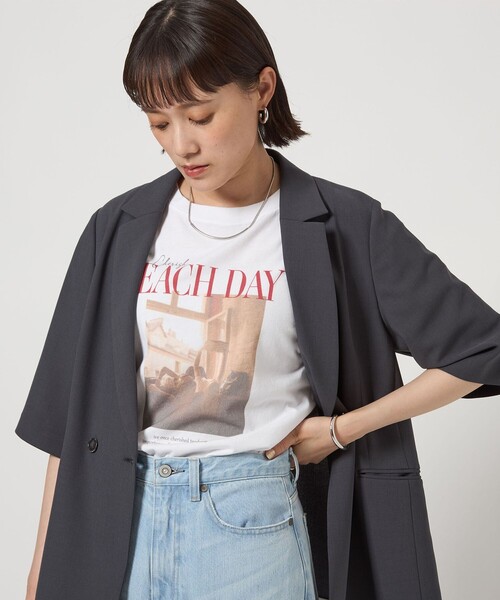 green label relaxing（グリーンレーベルリラクシング）の「【WEB限定】＜at ease＞フォトグラフィック ショートスリーブ Tシャツ（Tシャツ/カットソー・レディース・ダークグレー/その他1/その他2/その他3・FREE）」の22枚目の写真