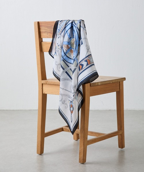 COLONY 2139（コロニートゥーワンスリーナイン）の「マリンモチーフスカーフ 70×70（バンダナ/スカーフ・レディース・オレンジ/ネイビー・FREE）」の4枚目の写真