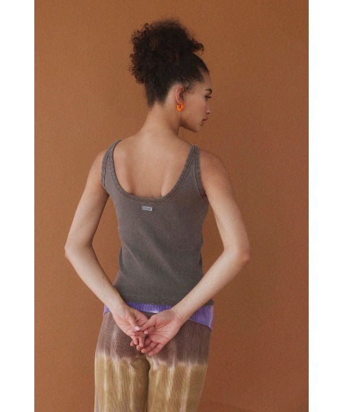 【2025年製 新品】 Wellness ウォッシュドカラー Top/ウェルネス Tank Dyed Pigment トップス