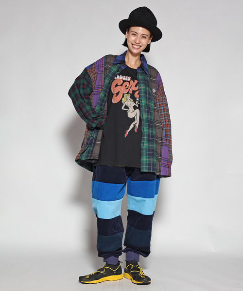 ALDIES（アールディーズ）の「Switch Wide Nel Shirts / スイッチワイドネルシャツ（シャツ/ブラウス・メンズ・グリーン/レッド・SMALL/MEDIUM）」の2枚目の写真