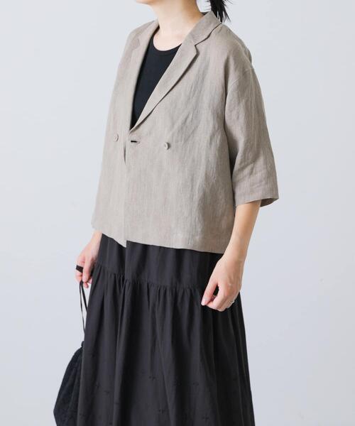 かぐれ(カグレ)の「リネンハーフスリーブジャケット(その他アウター・レディース・ナチュラル/ネイビー・FREE)」の2枚目の写真