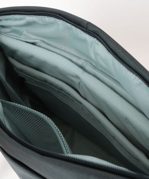 THULE(スーリー )の「《THULE》SUBTERRA2 TOTE(トートバッグ・メンズ・ブラック/グレー系その他/ブルー系その他・フリー)」の8枚目の写真