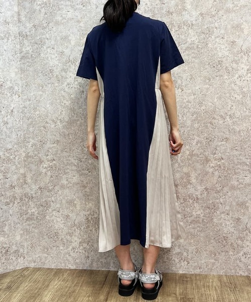 axes femme（アクシーズファム）の「プリーツ切替ワンピース（ワンピース・レディース・ネイビー/ブラック・FREE）」の6枚目の写真