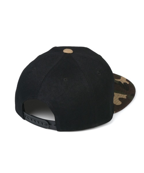 The DUFFER of ST.GEORGE（ザダファーオブセントジョージ）の「DUFFER ORIGINAL 2TONE FLAT VISOR CAP：2トーン フラットバイザー キャップ（キャップ・メンズ・ブラック/レッド/グレー/カモフラージュ・F）」の11枚目の写真