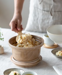 salle de bal（サルデバル）の「cotocoto ポタリ―クッカー　SIT（食器）」