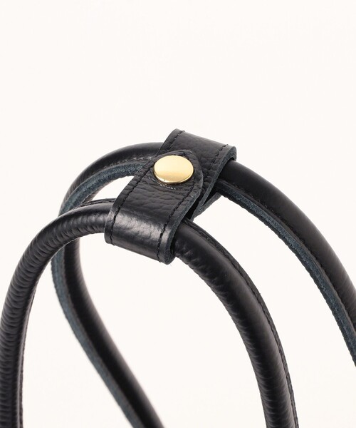 YOUNG&OLSEN The DRYGOODS STORE（ヤングアンドオルセン）の「YOUNG&OLSEN / ロングハンドル  スクエア バッグ（トートバッグ・レディース・ブラック・ONE SIZE）」の7枚目の写真