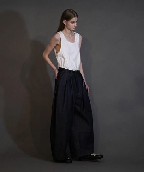 my beautiful landlet(マイビューティフルランドレット)の「【my beautiful landlet】12oz DENIM TUCK WIDE PANTS(RIGID)(デニムパンツ・メンズ・ブラック/インディゴブルー・0/1/2)」の7枚目の写真