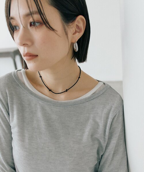 RIVE DROITE（リヴドロワ）の「【モードな印象】ブラックビーズアクセントチョーカー（ネックレス・レディース・ブラック・FREE）」の8枚目の写真