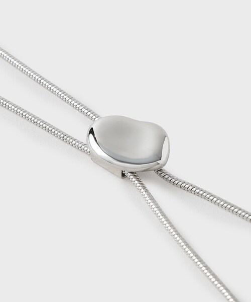 tk.TAKEO KIKUCHI(ティーケータケオキクチ)の「メタルループタイネックレス(ネックレス・メンズ・シルバー/シルバー系2/ブラック・00)」の6枚目の写真