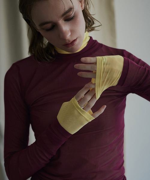 W:Huku（フーク）の「【新色追加】ストレッチ メッシュ ハイネック シアー トップス / Sheer Stretch Mesh Mock Neck Top（Tシャツ/カットソー・レディース・ブラウン/ブルー系/チャコール/クリーム/ブラック/イエロー/バーガンディー・FREE）」の22枚目の写真