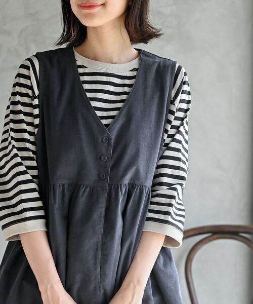 rps（アールピーエス）の「コーデュロイペプラムベスト（ベスト・レディース・モカ/チャコールグレー/ダークネイビー・フリー）」の17枚目の写真