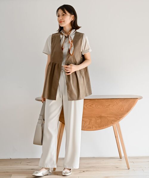 rps（アールピーエス）の「コーデュロイペプラムベスト（ベスト・レディース・モカ/チャコールグレー/ダークネイビー・フリー）」の14枚目の写真