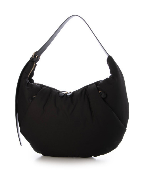 cache cache(カシュ カシュ)の「カシュカシュ cachecache / パテッドハンモックバッグ(ショルダーバッグ・レディース・ブラック/シルバー系その他・FREE)」の1枚目の写真