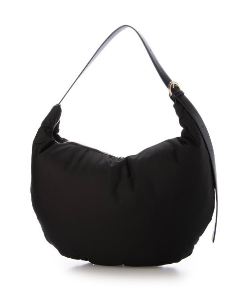 cache cache(カシュ カシュ)の「カシュカシュ cachecache / パテッドハンモックバッグ(ショルダーバッグ・レディース・ブラック/シルバー系その他・FREE)」の3枚目の写真